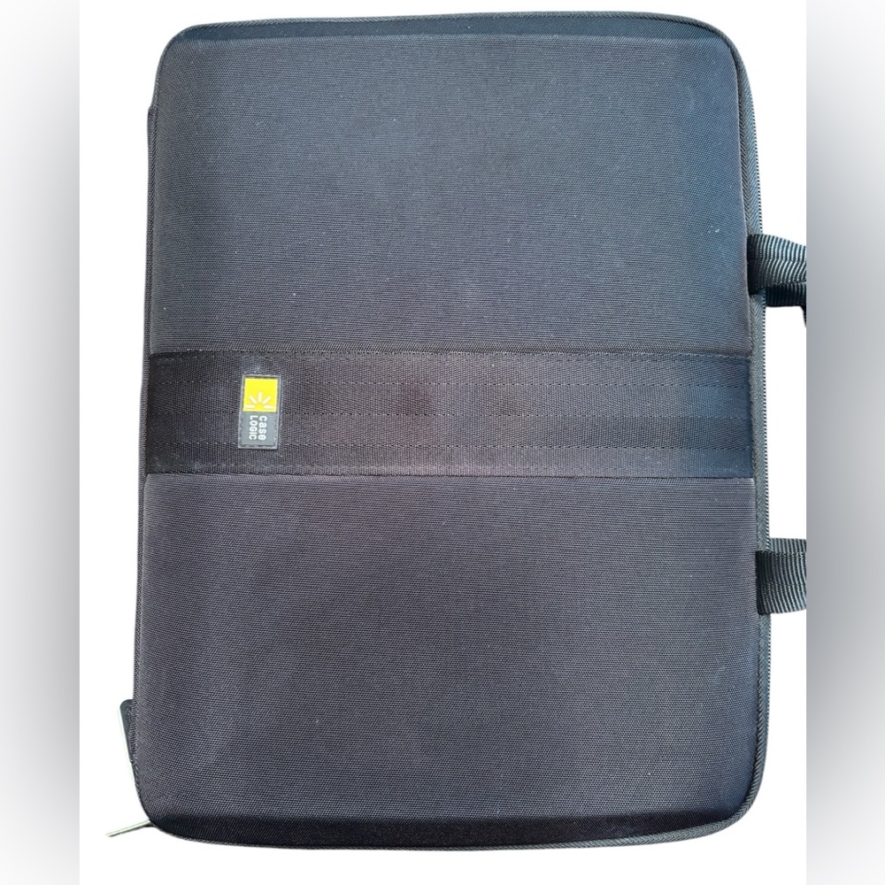 CASE LOGIC Laptop Case Padded  14” x 10”
